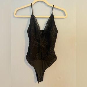 UO black lace bodysuit, S